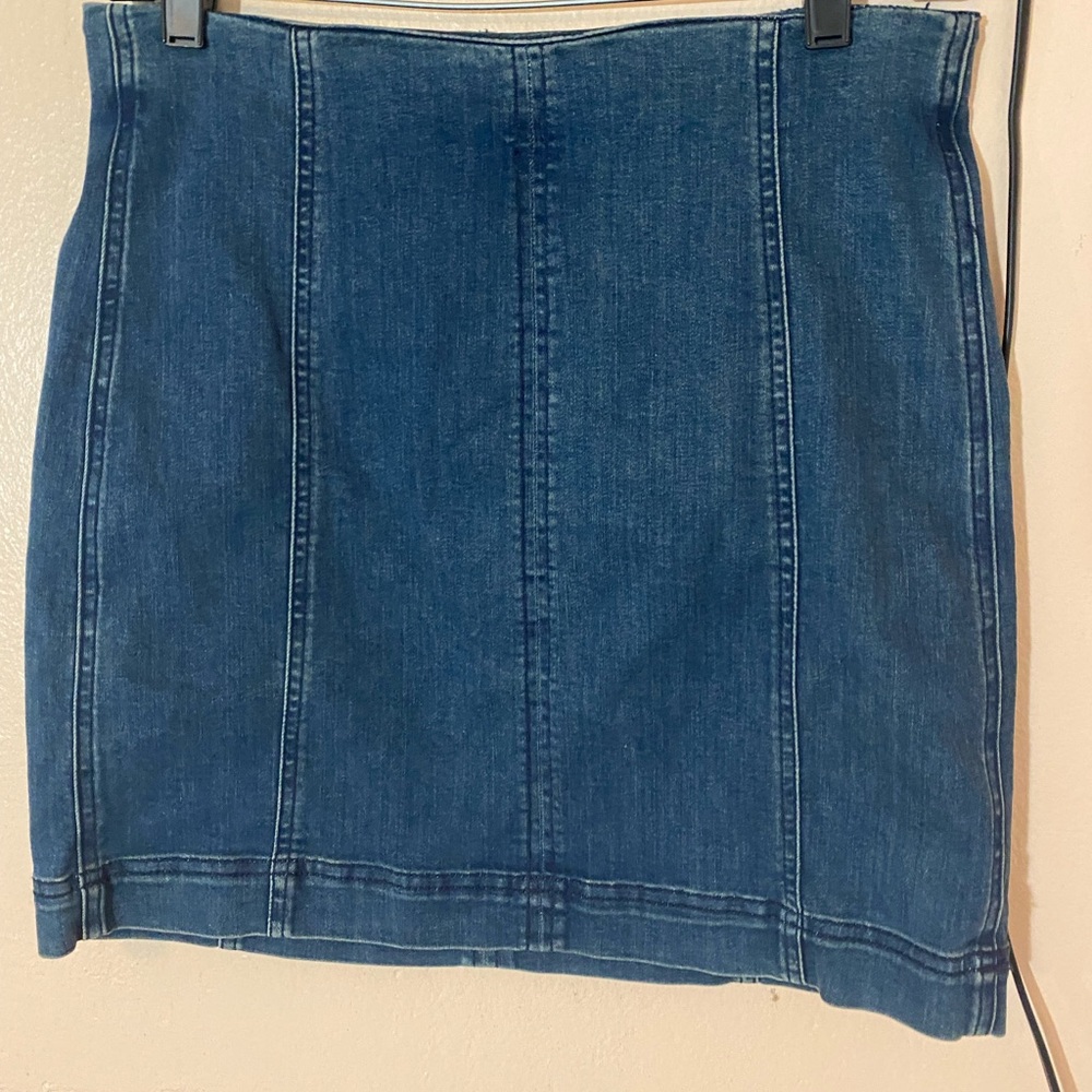 Jean pencil skirt size medium